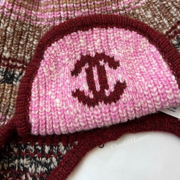 ❌❌BN Chanel 24N CC Logo Ear Warmer Pink Cashmere Beanie - Picture 2 of 8